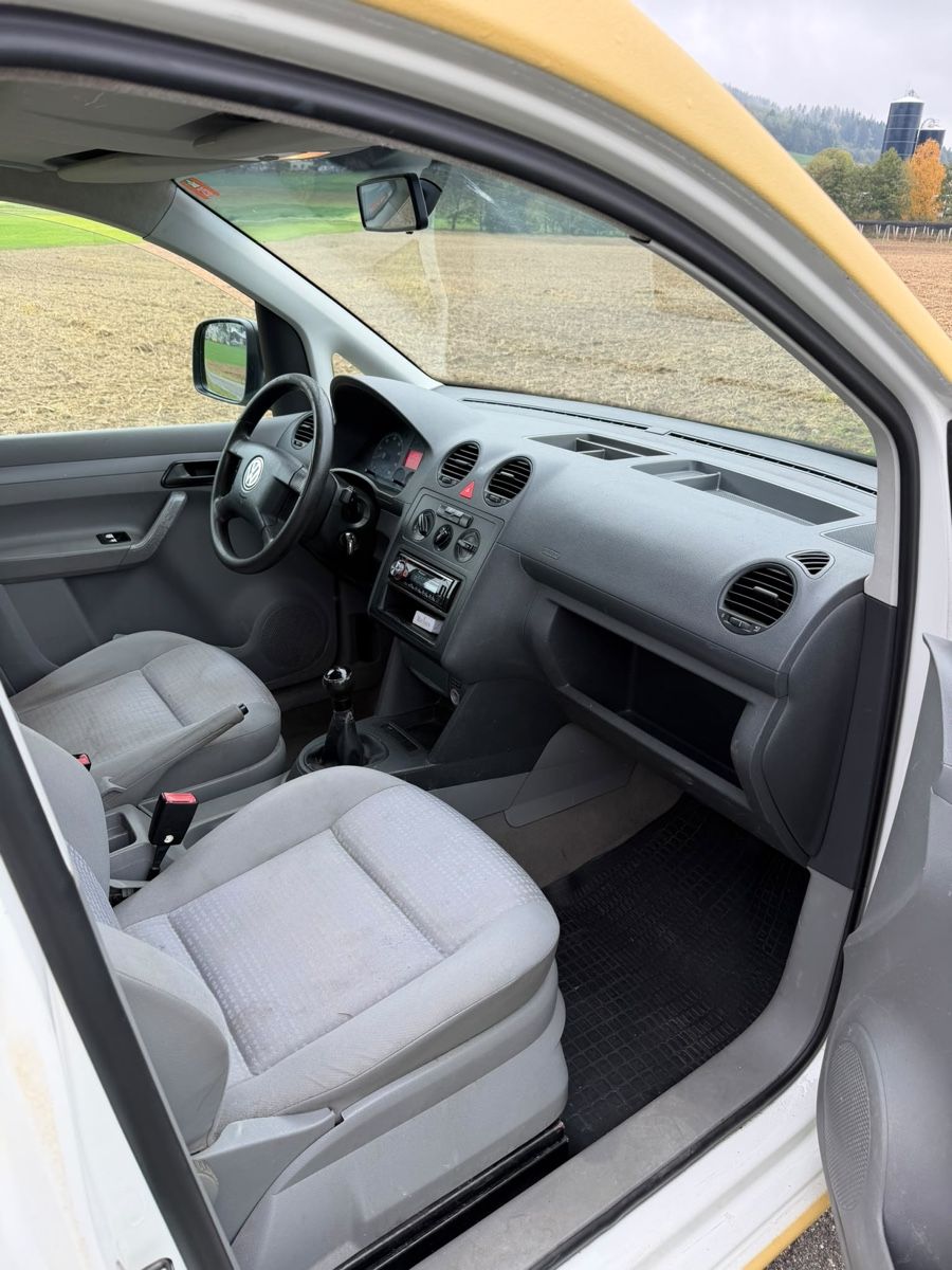 VW Veicoli commerciali: VW Caddy 1.4l Klima Ab MFK – Usato da Reinach AG venduto da LARO56 3