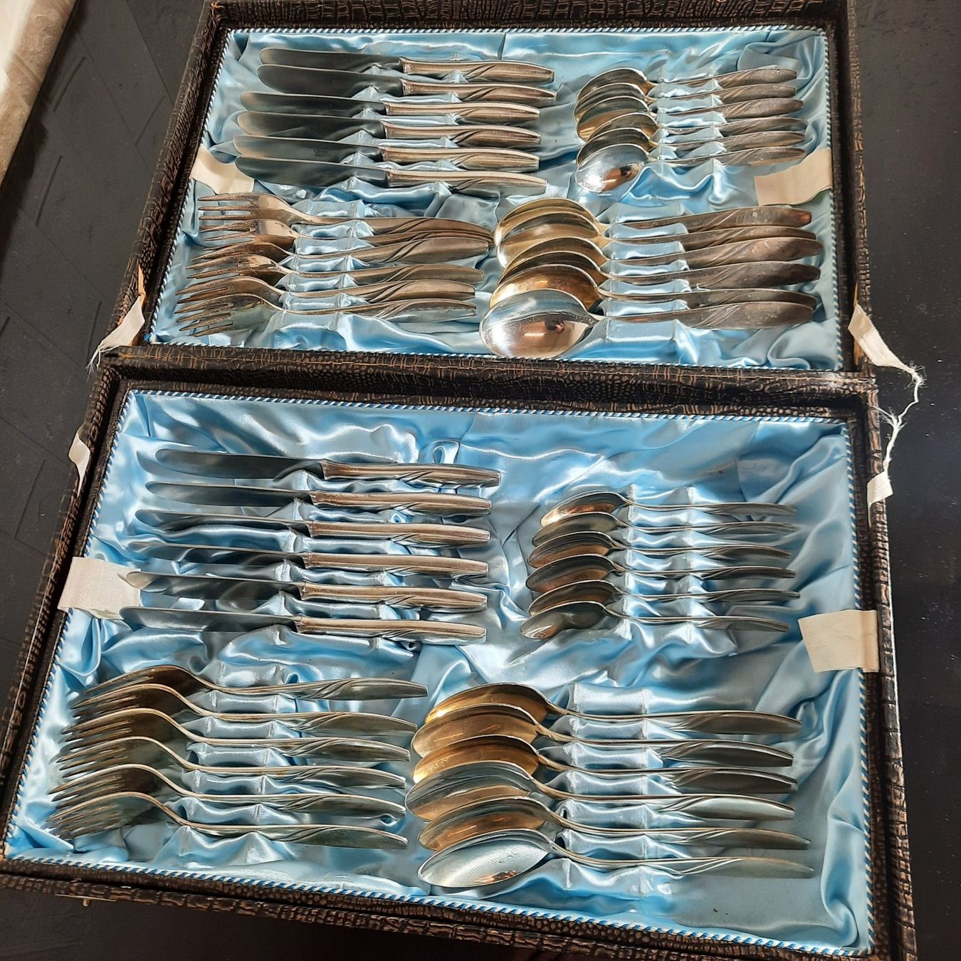 Set di posate: Liberta 12er Service komplett versilbert – Usato da Unterägeri venduto da Altgoldschmuck