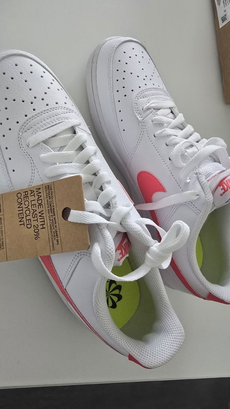 Nike Scarpe da uomo: Basket Nike 44.5 neuve – Nuovo e nell'imballaggio originale da Estavayer-Le-Lac venduto da zazadavidson 1