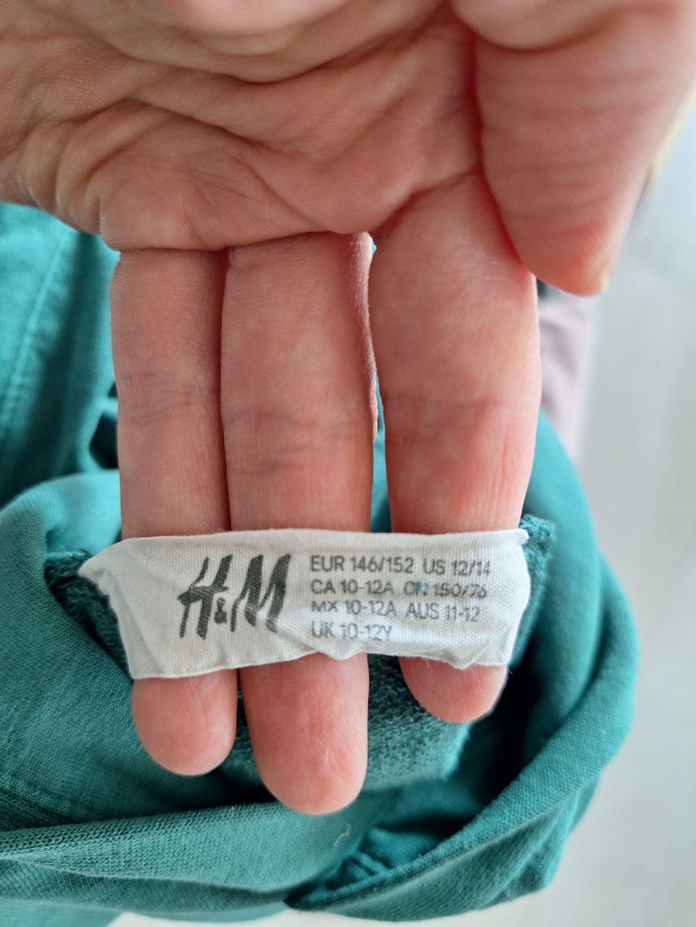 H&M Maglioni & Felpe: Sweatshirt/ Pullover 146 – Usato da Bad Zurzach venduto da han_5znm 1