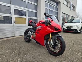 Neuwertige Ducati Panigale 4VS