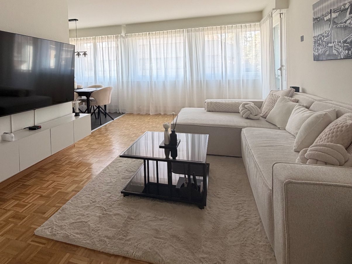Tavoli: Couchtisch / Salontisch – Usato da Binningen venduto da tatianadiebold 1