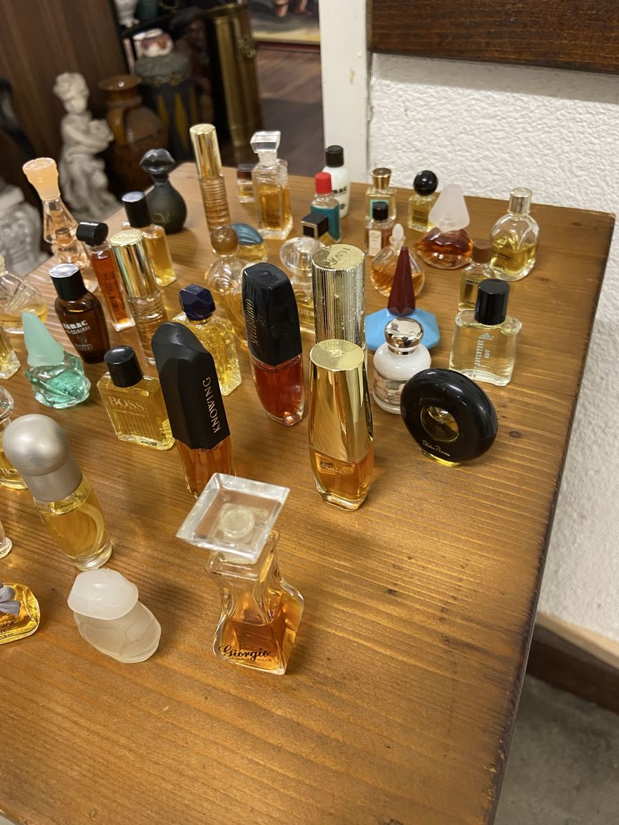 Flacons: Parfum Miniaturen Sammlung, viele verschiedene Düfte – Gebraucht aus Dietikon von brocki-eyra 4