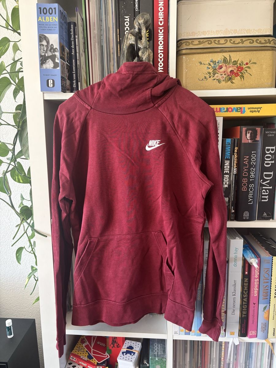 Nike Maglioni & Felpe: Nike Kapuzenpulli, Grösse S – Usato da Zürich venduto da CallMeAppetite