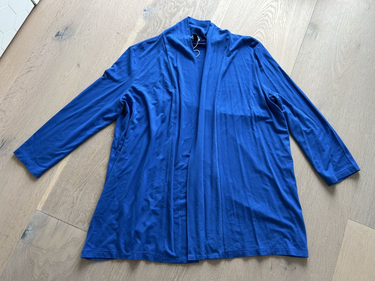 Esprit Vestes: Esprit Jacke Viscose Gr. M blau NEU – Neuf avec emballage d'origine à Zug par Gibbi80