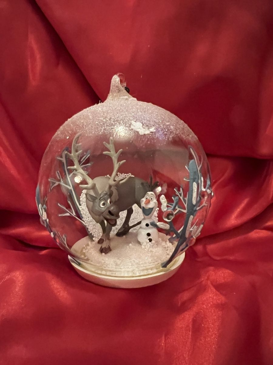 Disney Alle Dekorationen: Weihnachtskugel Disney Frozen – Gebraucht aus Allschwil von Collector.Shop.Swizz