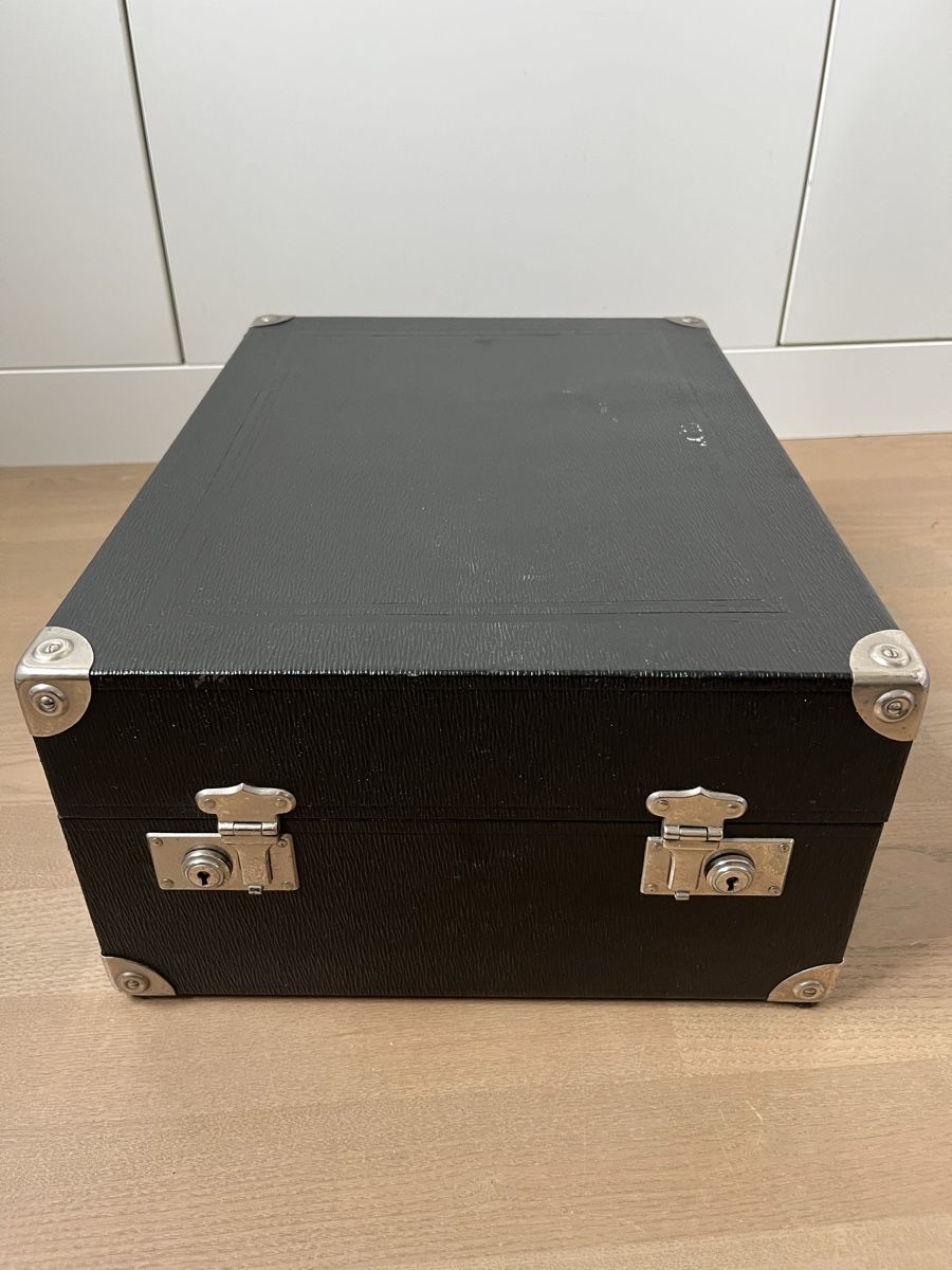 Plattenspieler: Koffer-Grammophon – Gebraucht aus Wädenswil von Cipota