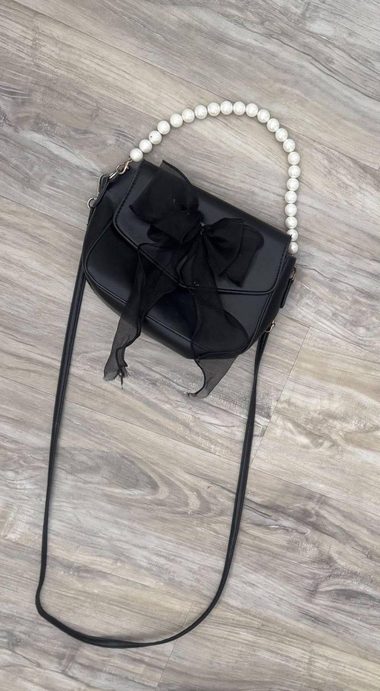 Kindertaschen: Borsa nera elegante con fiocco e perle – Gebraucht aus Caslano von Dr.Bread 2