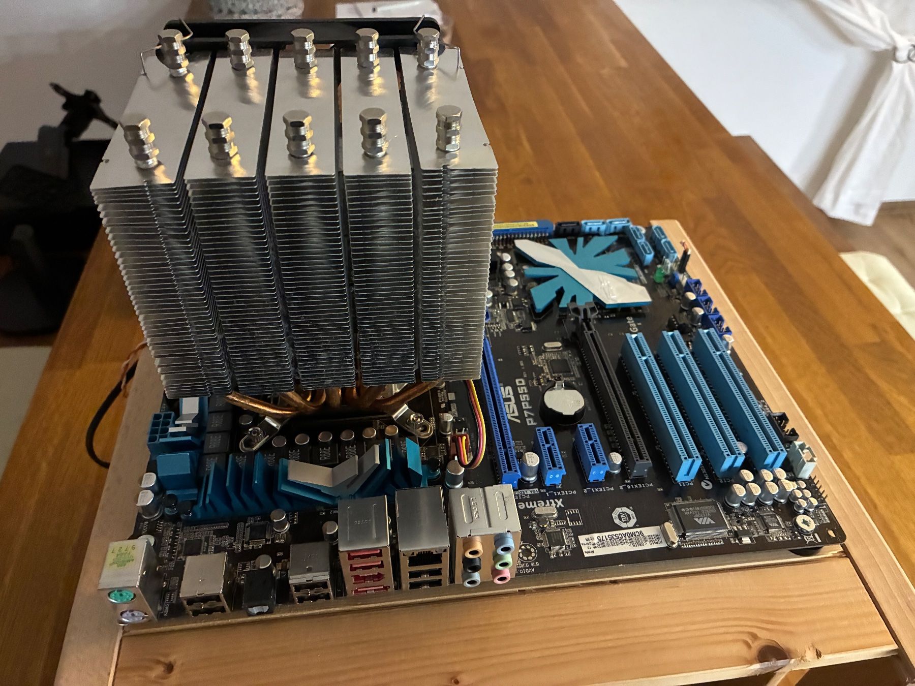 Asus Mainboards: Mainboard, CPU, Kühler und Ram – Gebraucht aus Wolfwil von sch_9jzx 2