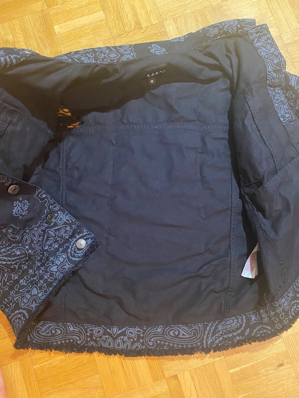 Boohoo Giacche: Denim Jacke Gr M – Nuovo (secondo la descrizione) da Zug venduto da estarthyme 4