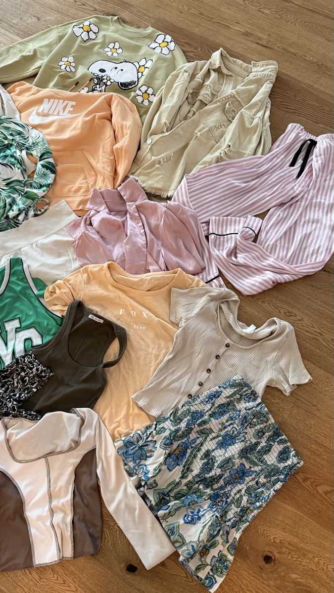 Lotti di vestiti: Kleiderpaket S – Usato da Boswil venduto da hey.itsme 2
