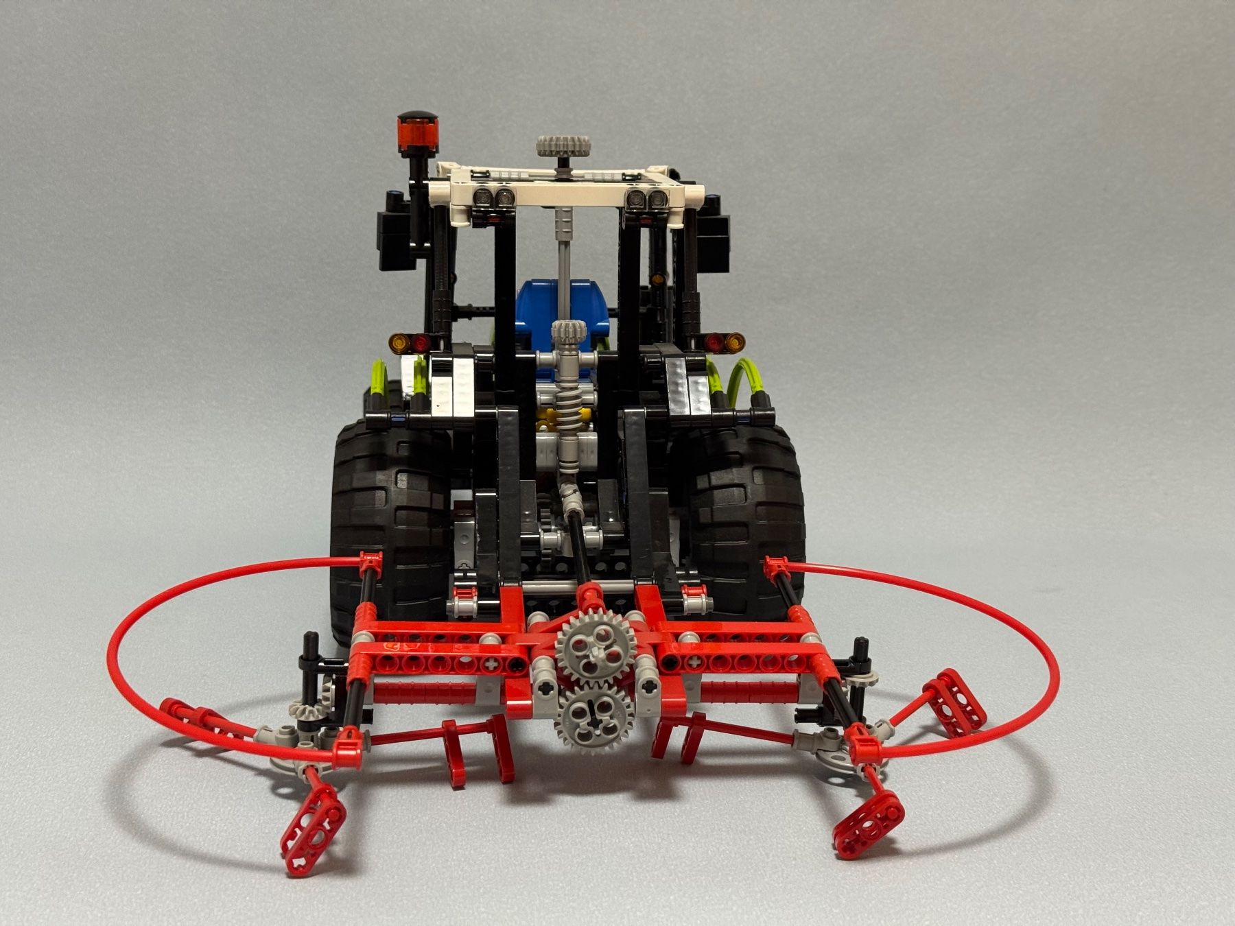 Lego Jeux de construction: LEGO Technic 8284 Tractor – D'occasion à Camorino par cobra540 4