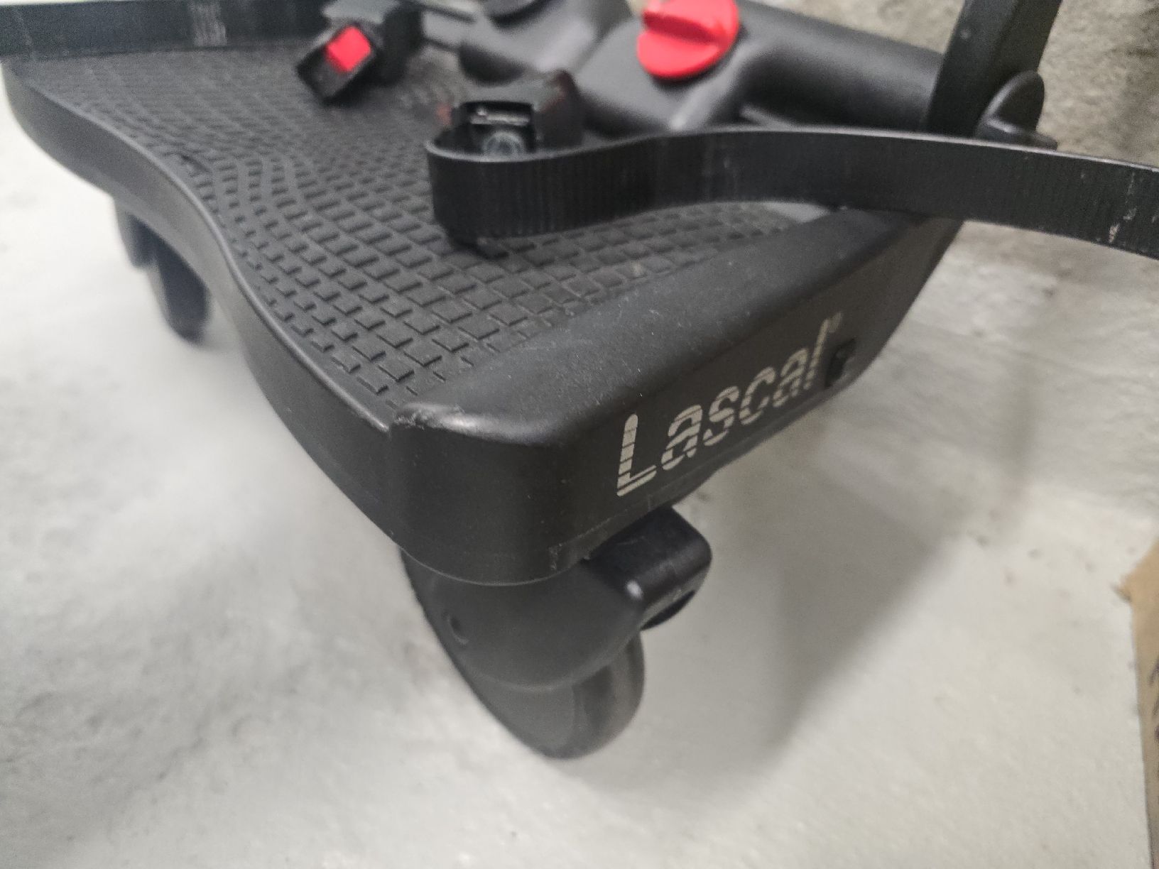 Lascal Accessoires pour poussettes: Lascal Buggy Board Mini black good condition – D'occasion à Horgen par was_9yg7 2