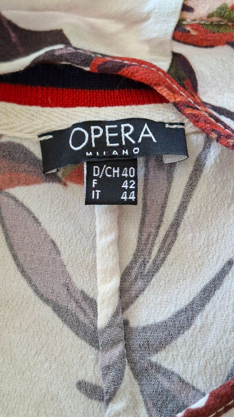 Top: Sommerliches Blusen-Top von Opera Milano – Usato da Kriens venduto da Wolly85 3