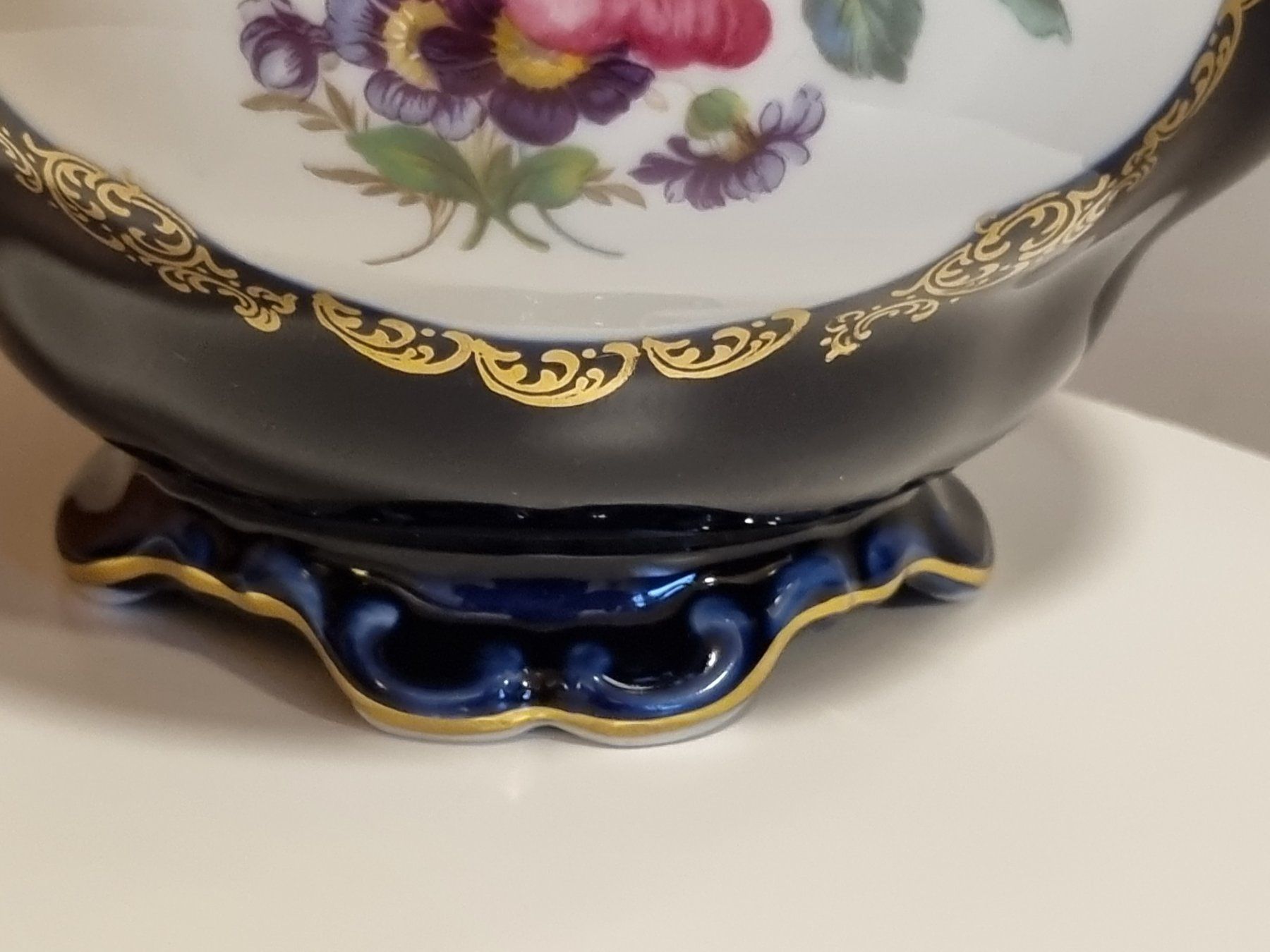 Lindner Vasi & Recipienti: Große Lindner Bavaria Echt Cobalt Vase mit Gold – Usato da Scharnachtal venduto da devin03 1