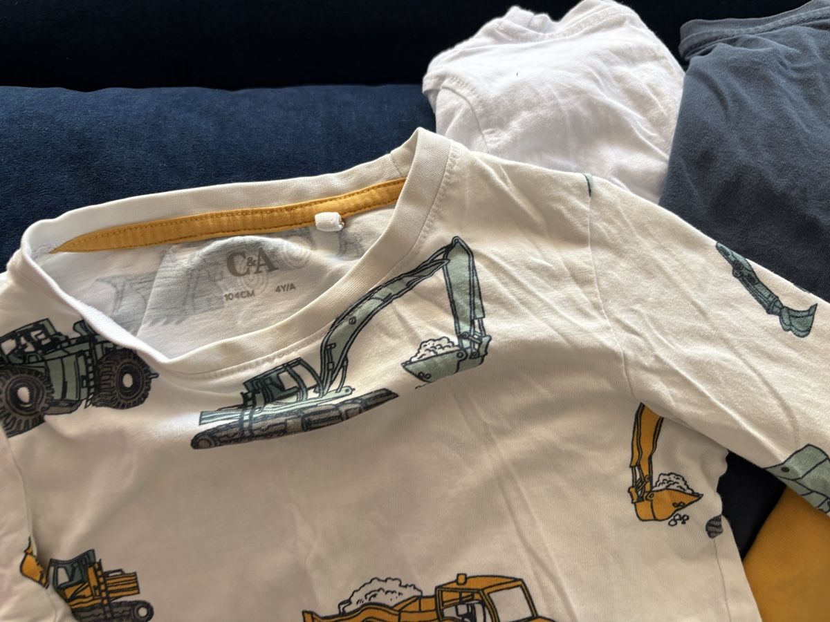 C&A Camicie, T-shirt & Polo: 4er.-Set LangarmShirt Gr. 104 – Usato da Oberhofen am Thunersee venduto da ver_n9w9 5