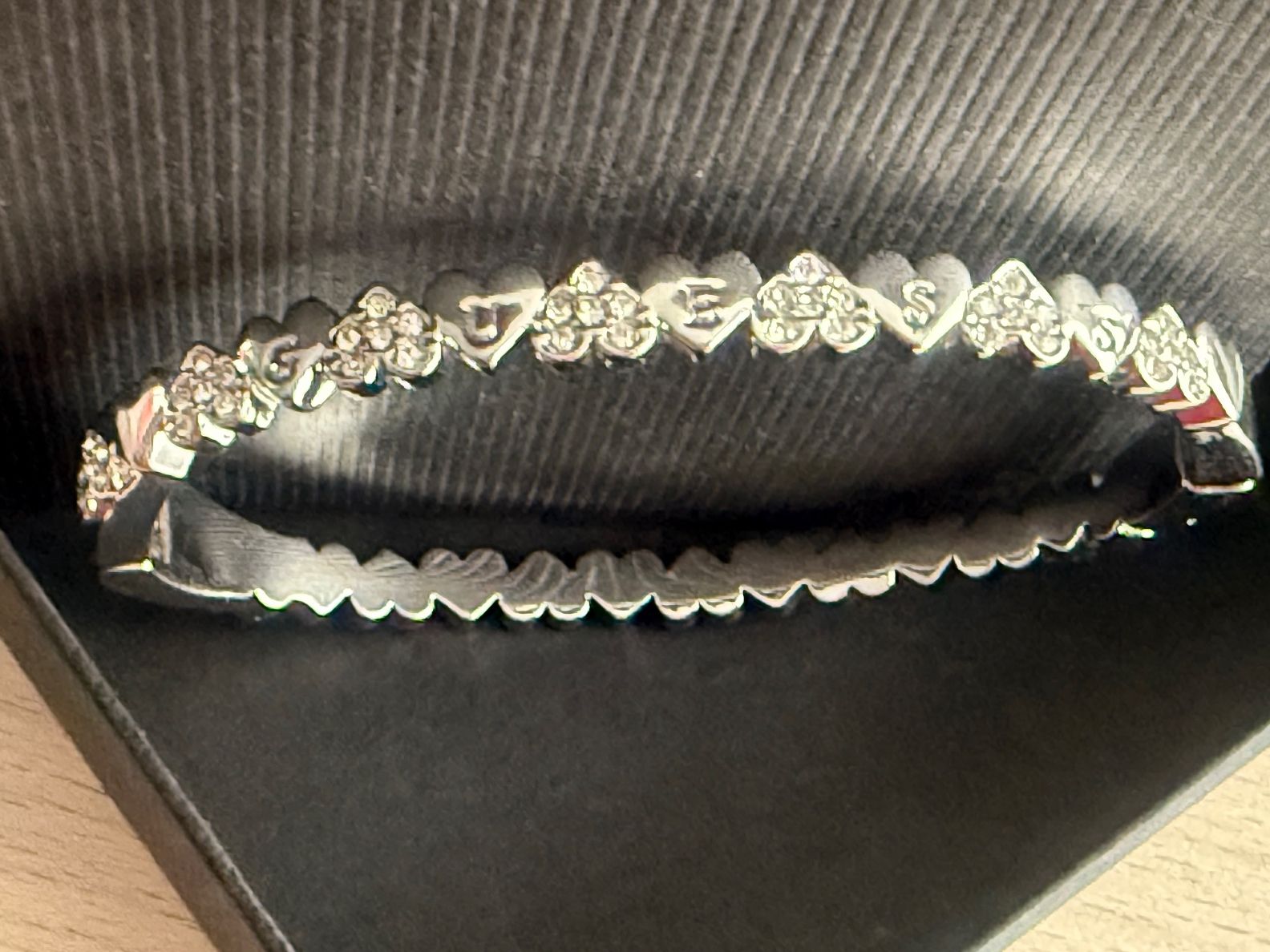 Guess Bracciali & Braccialetti: GUESS ARMSPANGE – Usato da Glattbrugg venduto da Schweigmatt 4