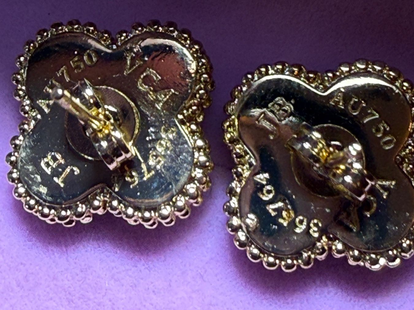 Orecchini pendenti & Orecchini a lobo: Boucles d'oreilles trèfle rose et or – Nuovo e nell'imballaggio originale da St-Maurice venduto da Sandrinette123 4