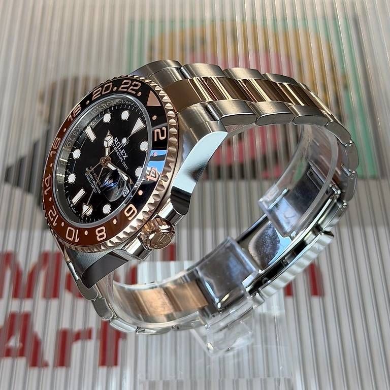 Orologi: Rolex GMT-Master II "Rootbeer" 126711CHNR – Usato da Genève venduto da minty.watches 1