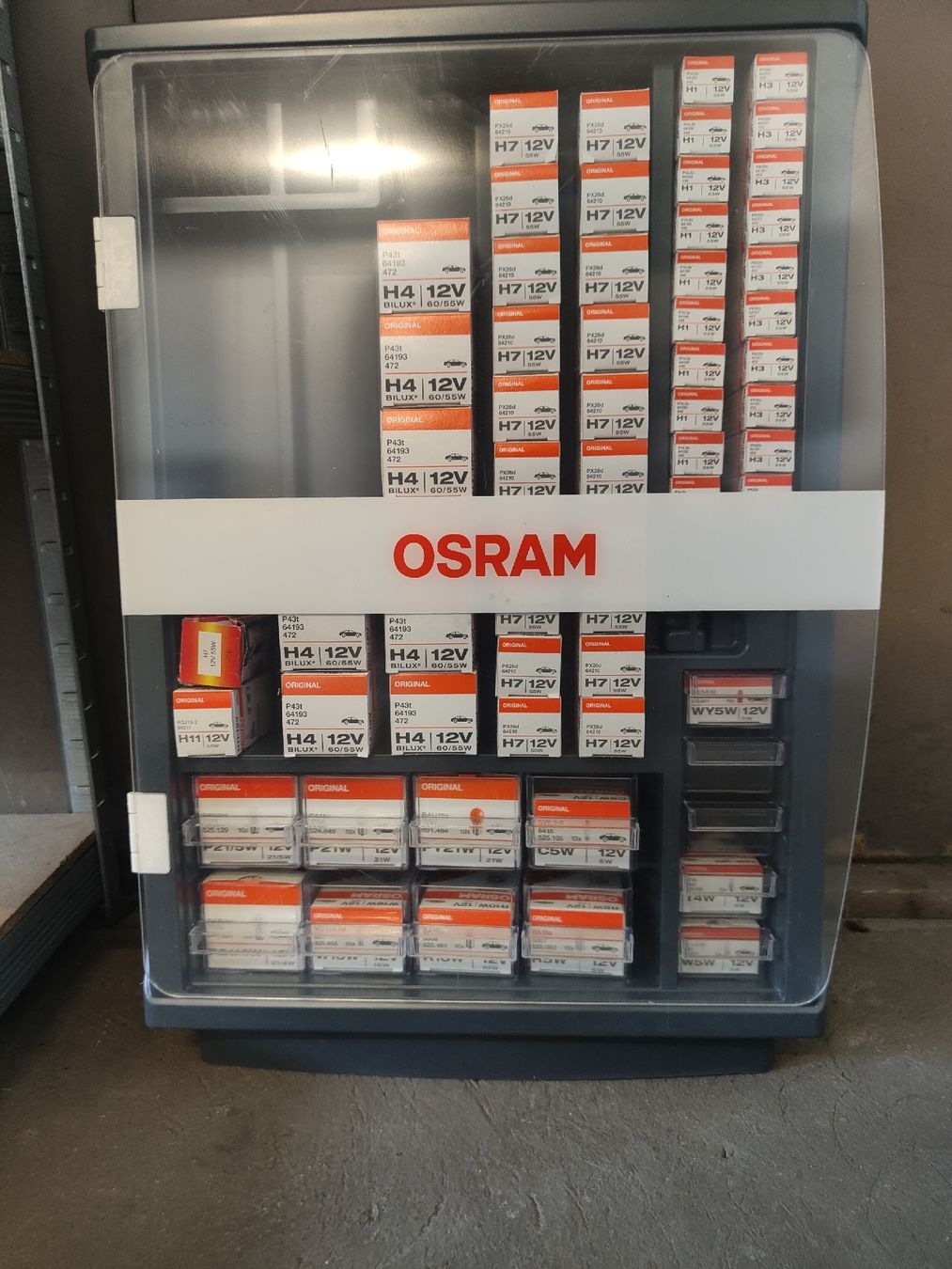 Osram Toutes les pièces auto: OSRAM Lampen SET KFZ 12V – Neuf avec emballage d'origine à Sirnach par temi81