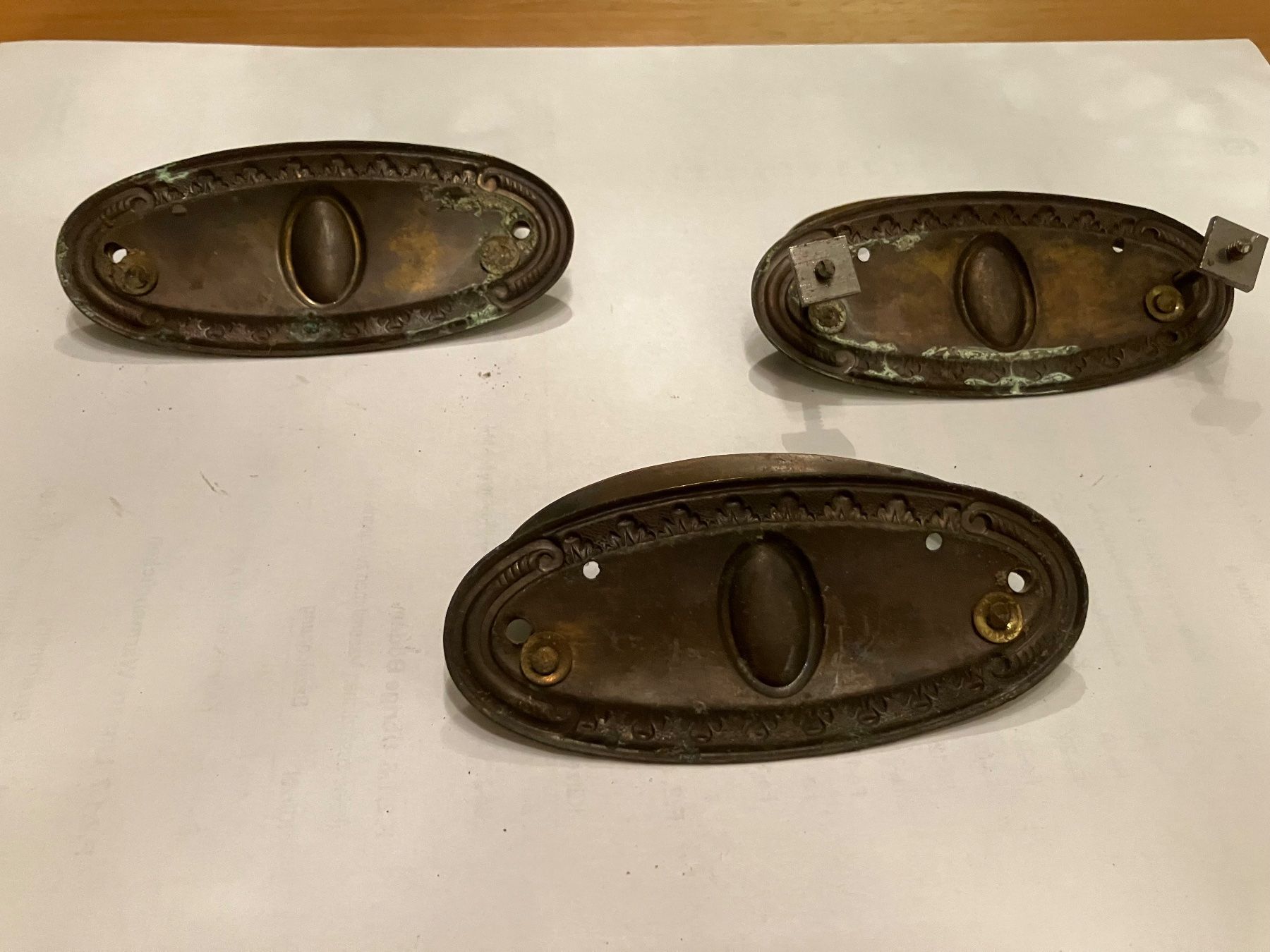 Ferramenta: 3 Antike Schubladengriffe Bronze patiniert Griffe Möbelgr... – Usato da Dintikon venduto da 51rh 1