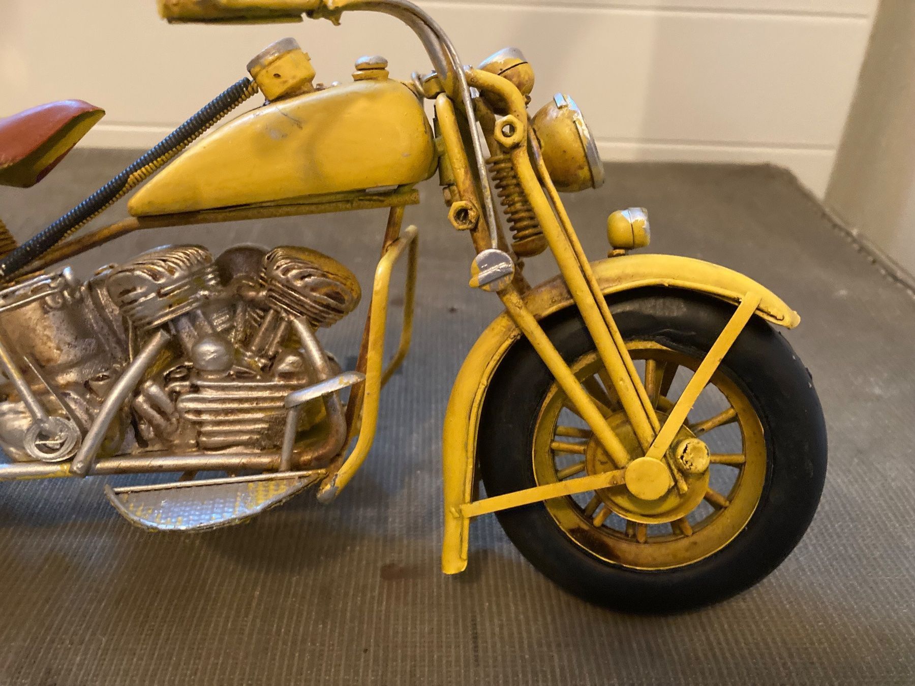 Kit di modellismo & Modellini statici: Harleymodell aus massivem Material – Nuovo e nell'imballaggio originale da Wildegg venduto da Rider59 3