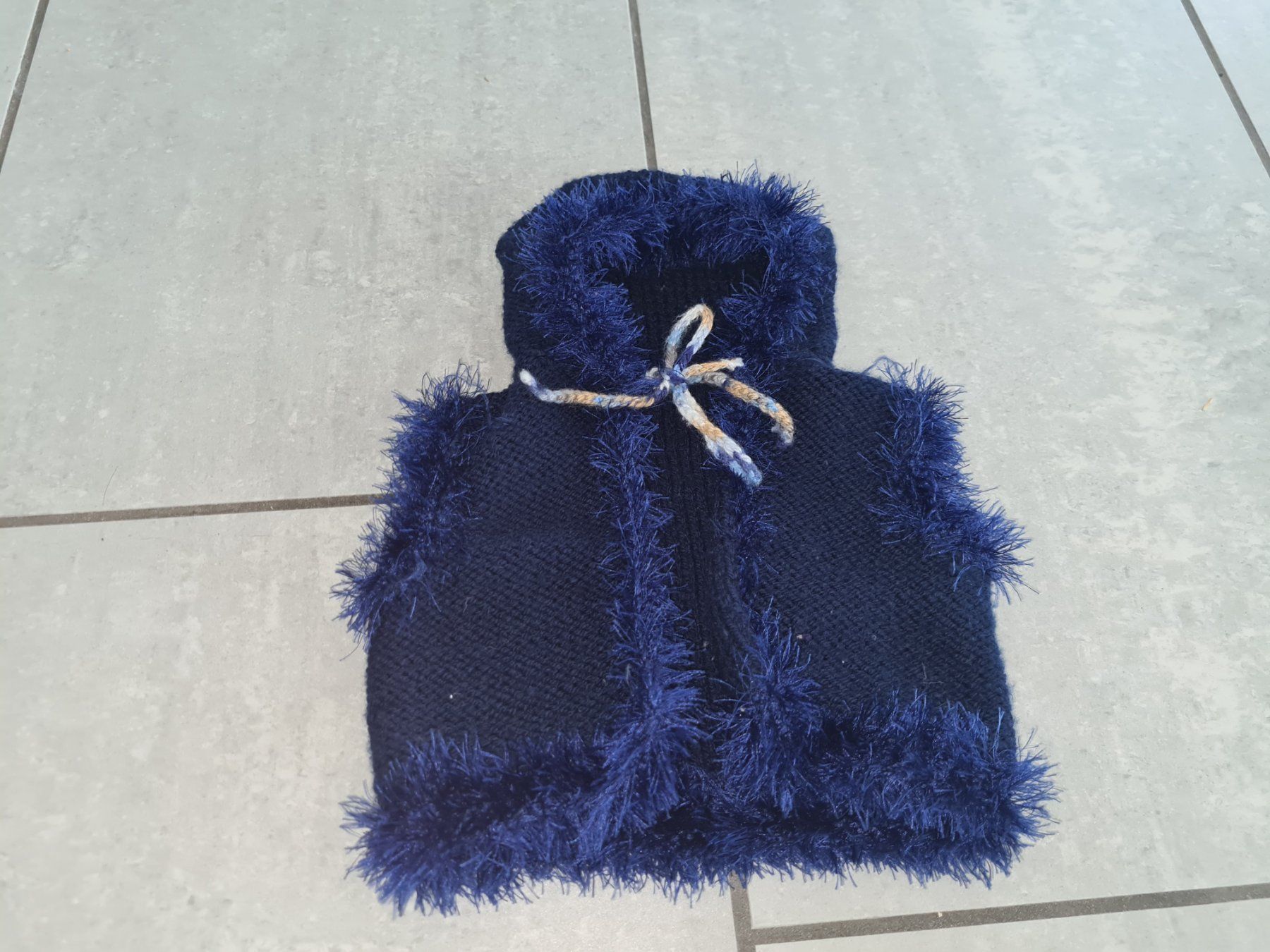 Puppen: Puppen Kaputzengilet – Gebraucht aus Killwangen von KIANA08