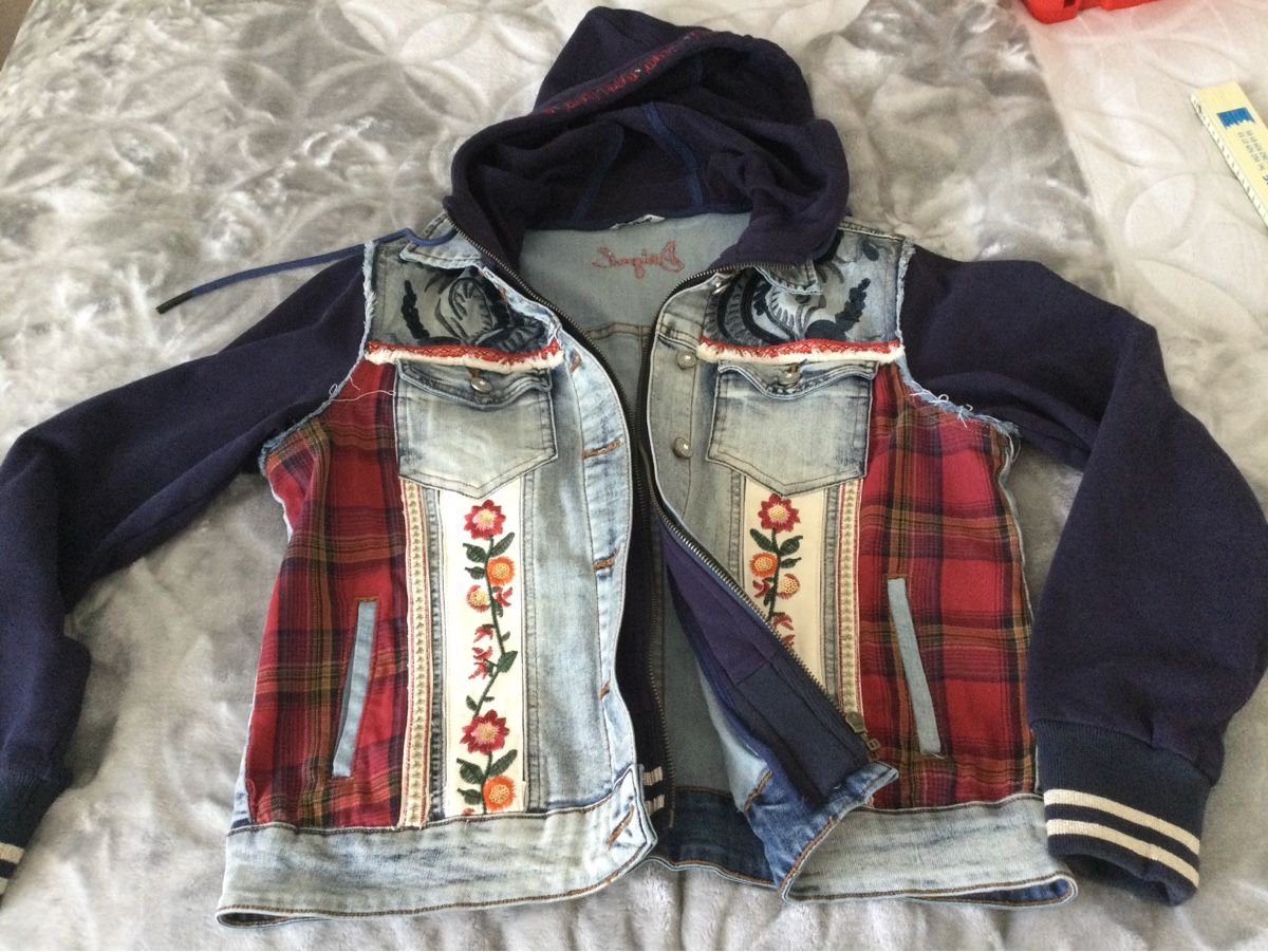 Desigual Jacken: Desigual Jeansjacke speziell – Gebraucht aus Villnachern von Anita2006 1