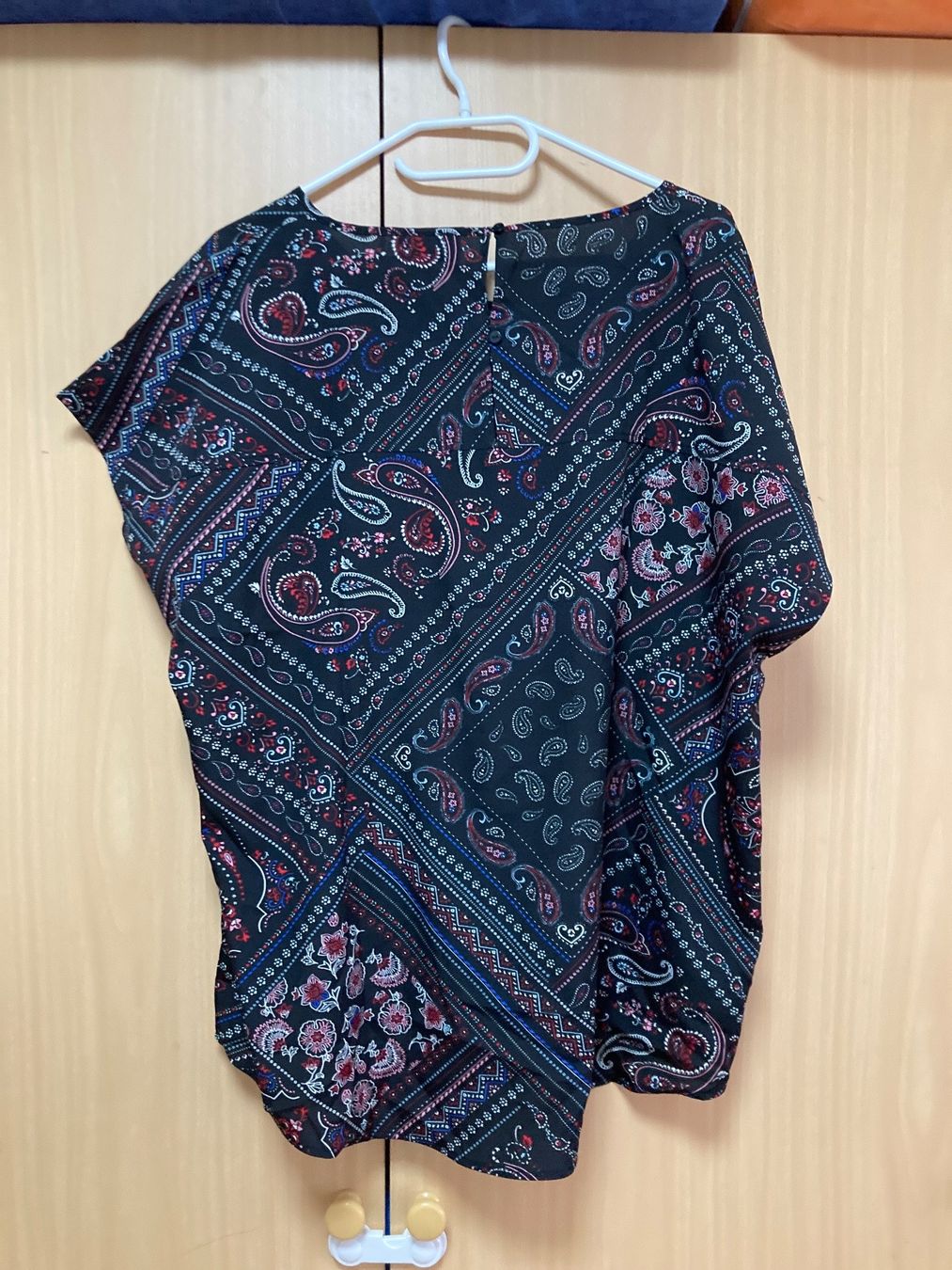 Camicette: Luftig leichte Gemusterte Bluse Gr. XXL – Nuovo (secondo la descrizione) da Thun venduto da Vans_98 1