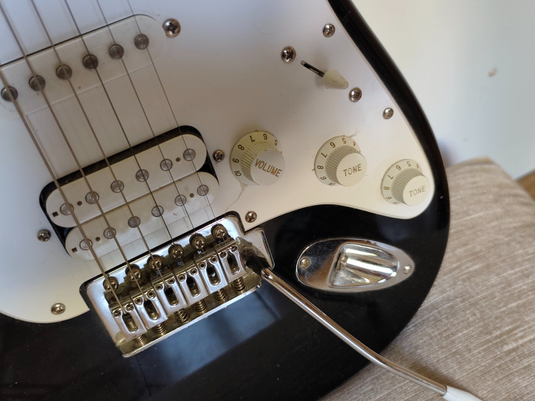 Musikinstrumente: Squire Fender Stratocaster Bullet Start – Gebraucht aus Delémont von antioque 3