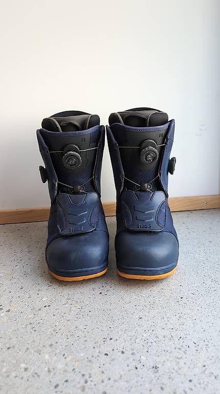 Head Scarpe da uomo: Boots de snowboard Head SIX50 taille 44.5 – Usato da Lausanne venduto da pie_n2mq