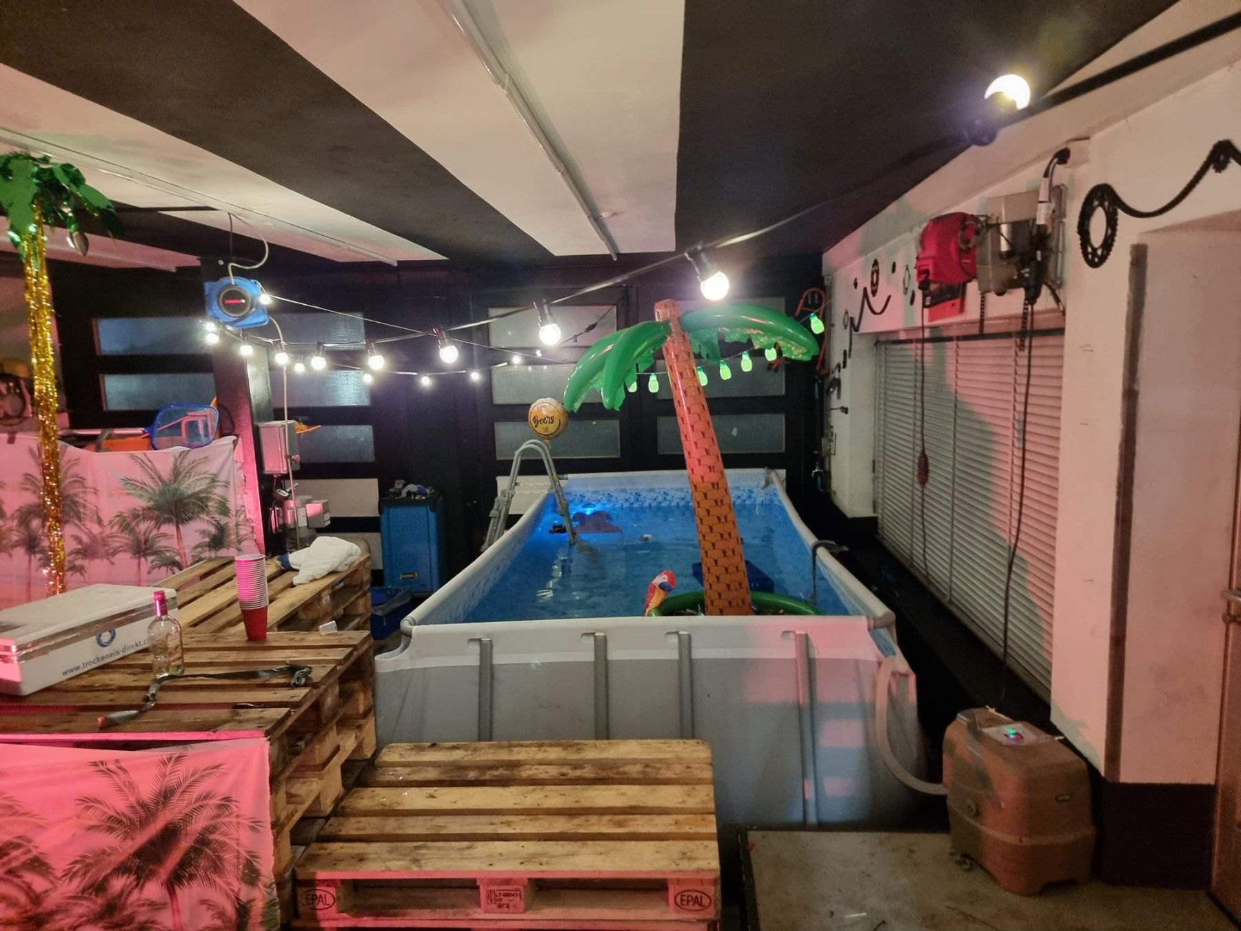 Schwimmbad: Pool eckig – Gebraucht aus bubikon von MiMe8608