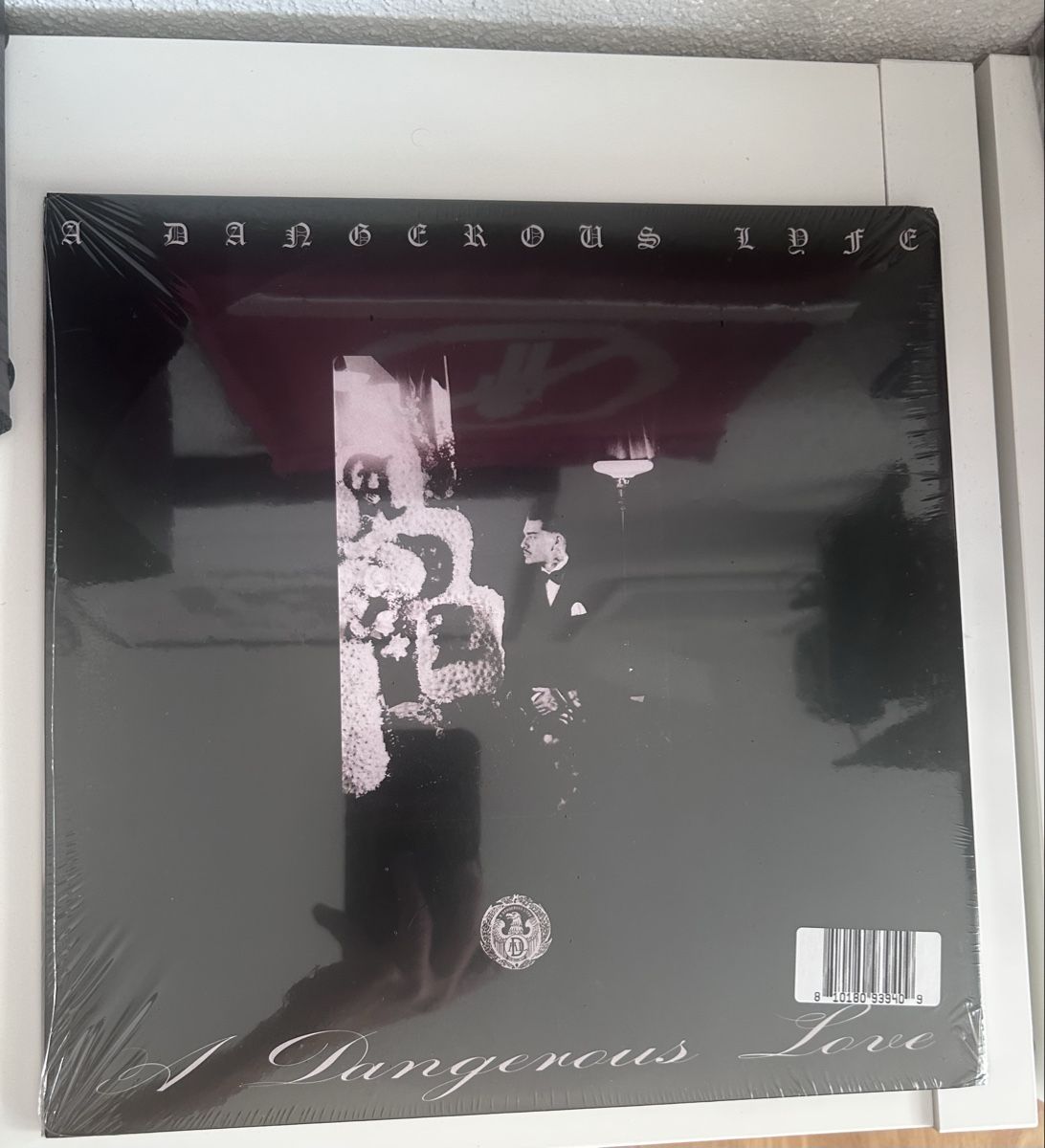 Dischi in vinile: Yeat - A Dangerous Lyfe Edition 2LP – Nuovo e nell'imballaggio originale da Bülach venduto da yzy_23 1