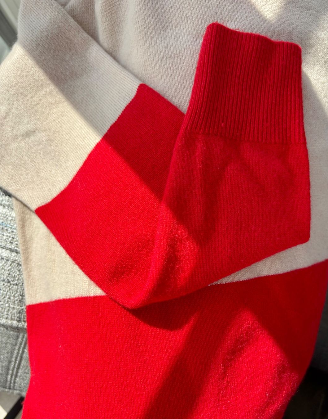 Hugo Boss Maglioni & Felpe: Leichter Rundstrickpullover aus reinem Kaschmir von Boss – Usato da Wetzikon ZH venduto da aku_gw6r 1