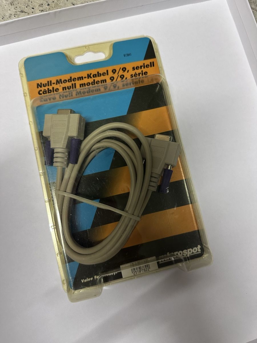 Microspot Cavi: Câble Null Modem 9/9 Série Microspot (jamais utilisé/neuf) – Nuovo e nell'imballaggio originale da Prangins venduto da red_shoelace