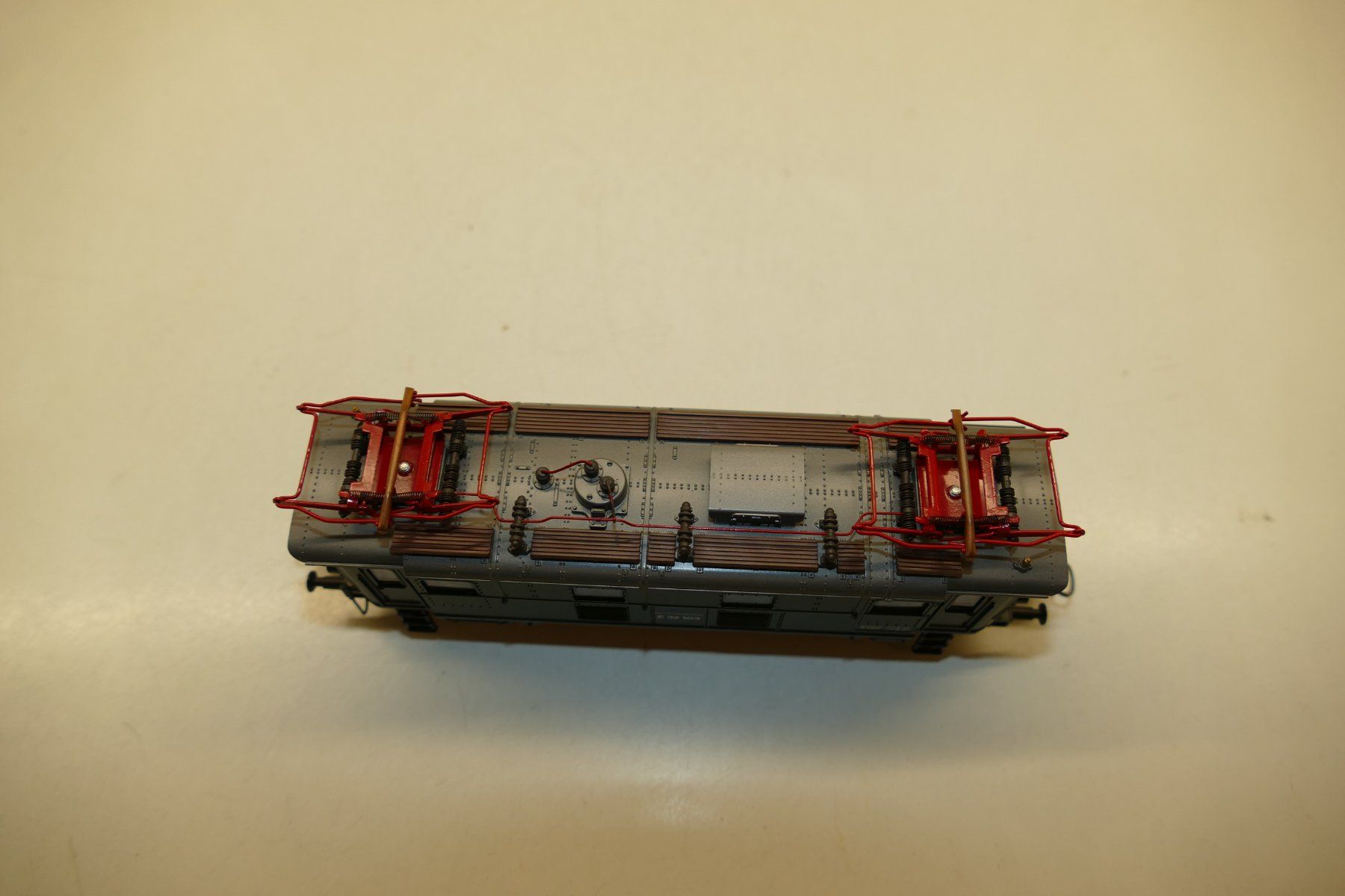 Roco Modellini di ferrovie: Roco H0: DB Elektrolok Baureihe 132 – Nuovo (secondo la descrizione) da Niederhasli venduto da rail-duerst 5