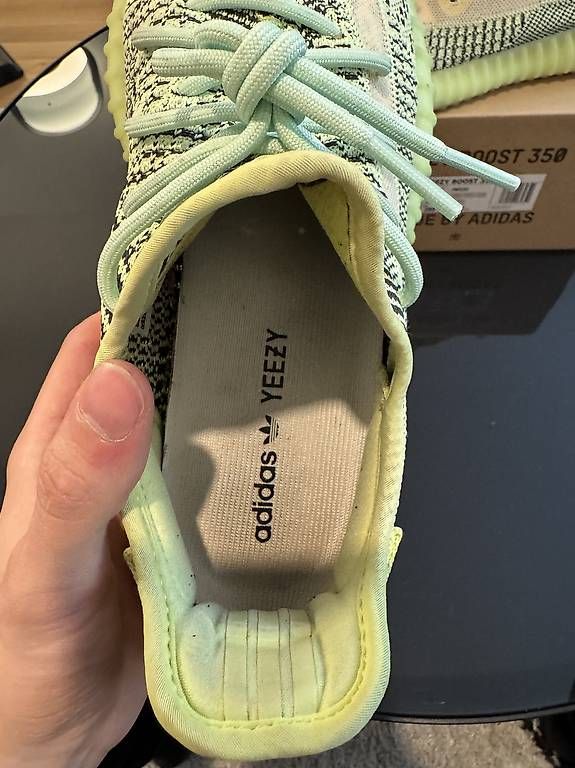 Chaussures hommes: Yeezy Boost 350 Non Reflective US11.5 – D'occasion à Zug par YvesX 1