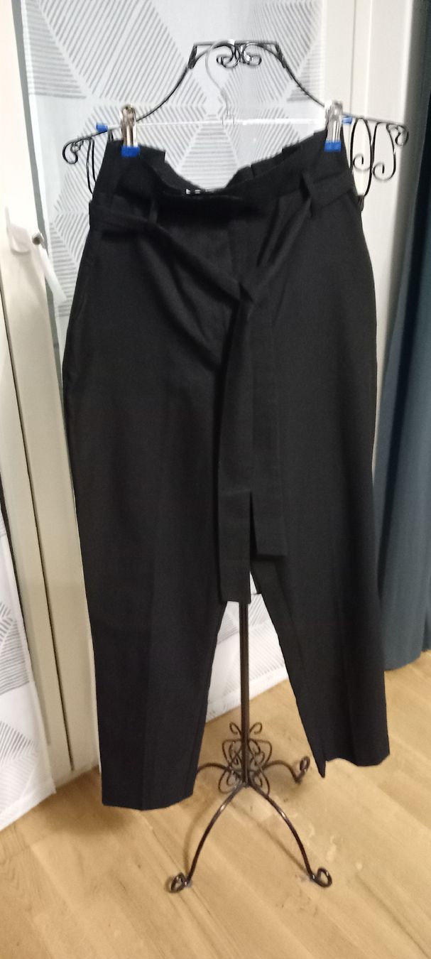 Pantaloni: hose von reserved gr S – Nuovo (secondo la descrizione) da zürich venduto da janjaz 1