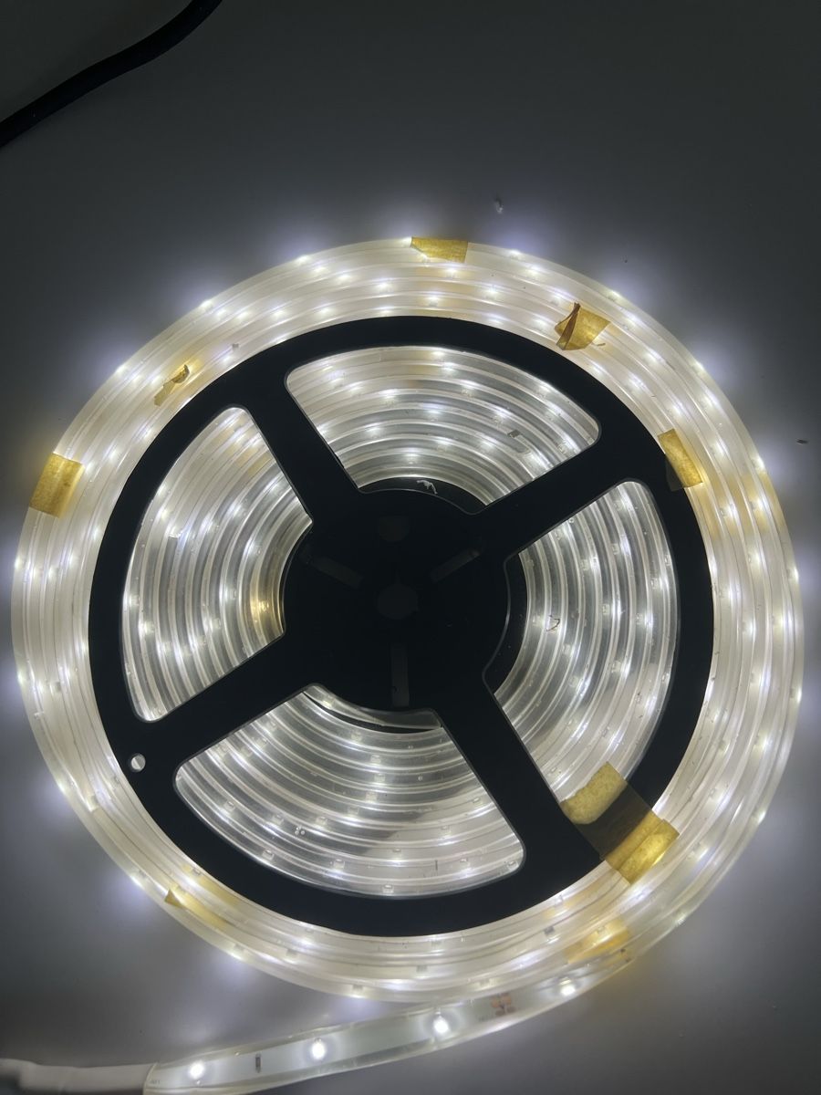 Paulmann Lampen: LED Strip mit Netzteil DC 12V P=14W IP44 – Gebraucht aus Männedorf von T_weber