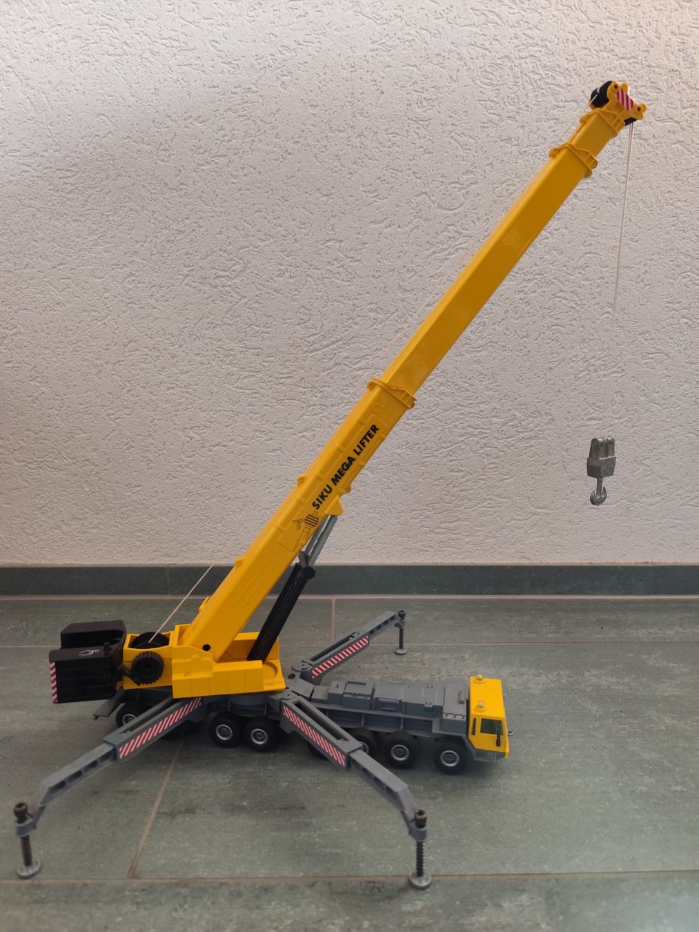 Siku Giocattoli: Siku Mega Lifter 1:55 – Usato da Bernhardzell venduto da dsigi82 3