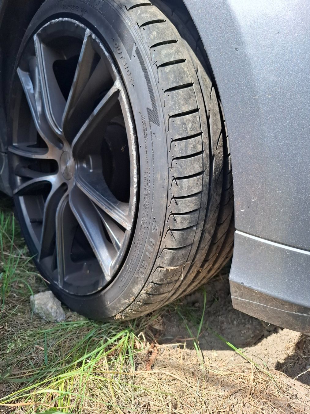 BMW Automobili: BMW 320d xDreive T 4x4 – Usato da Niedermuhlern venduto da Housi7 8