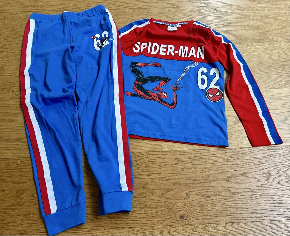 Pigiama & Simili: Pyjama Spider- Man Gr. 128 – Nuovo e nell'imballaggio originale da Rothrist venduto da szc_9dg5