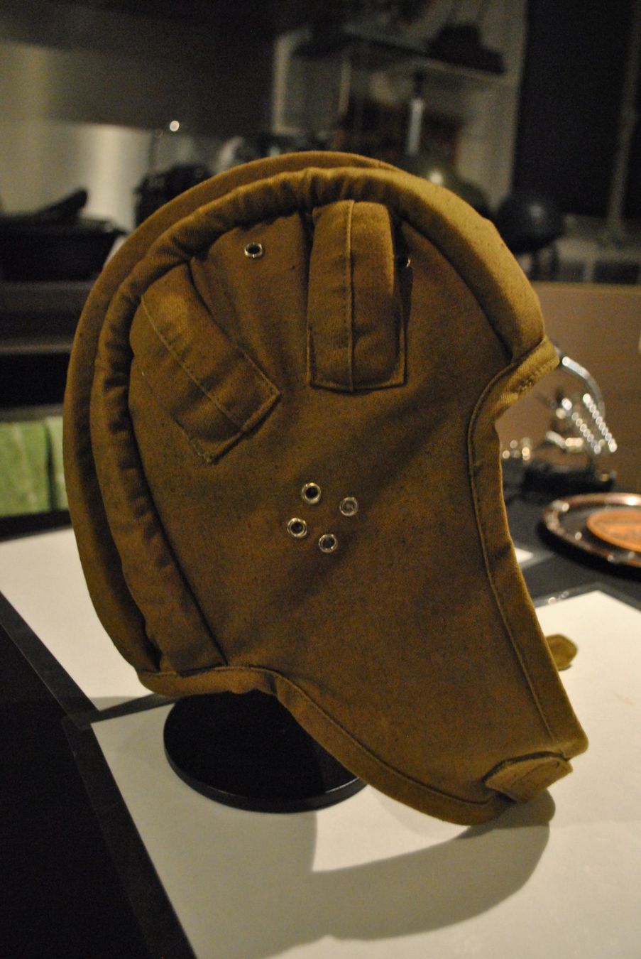 Uniformi & Effetti personali: Casque de parachutiste russe – Usato da Savièse venduto da ICBM 2