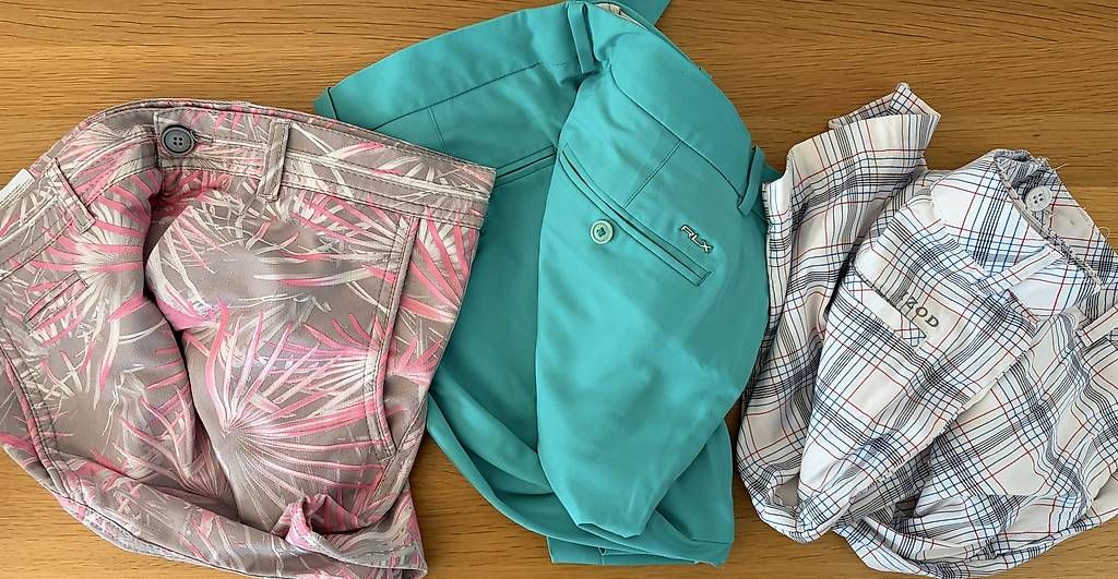 Pantaloni: 3 Golfshorts Grösse 50 – Usato da Gümligen venduto da 55_44