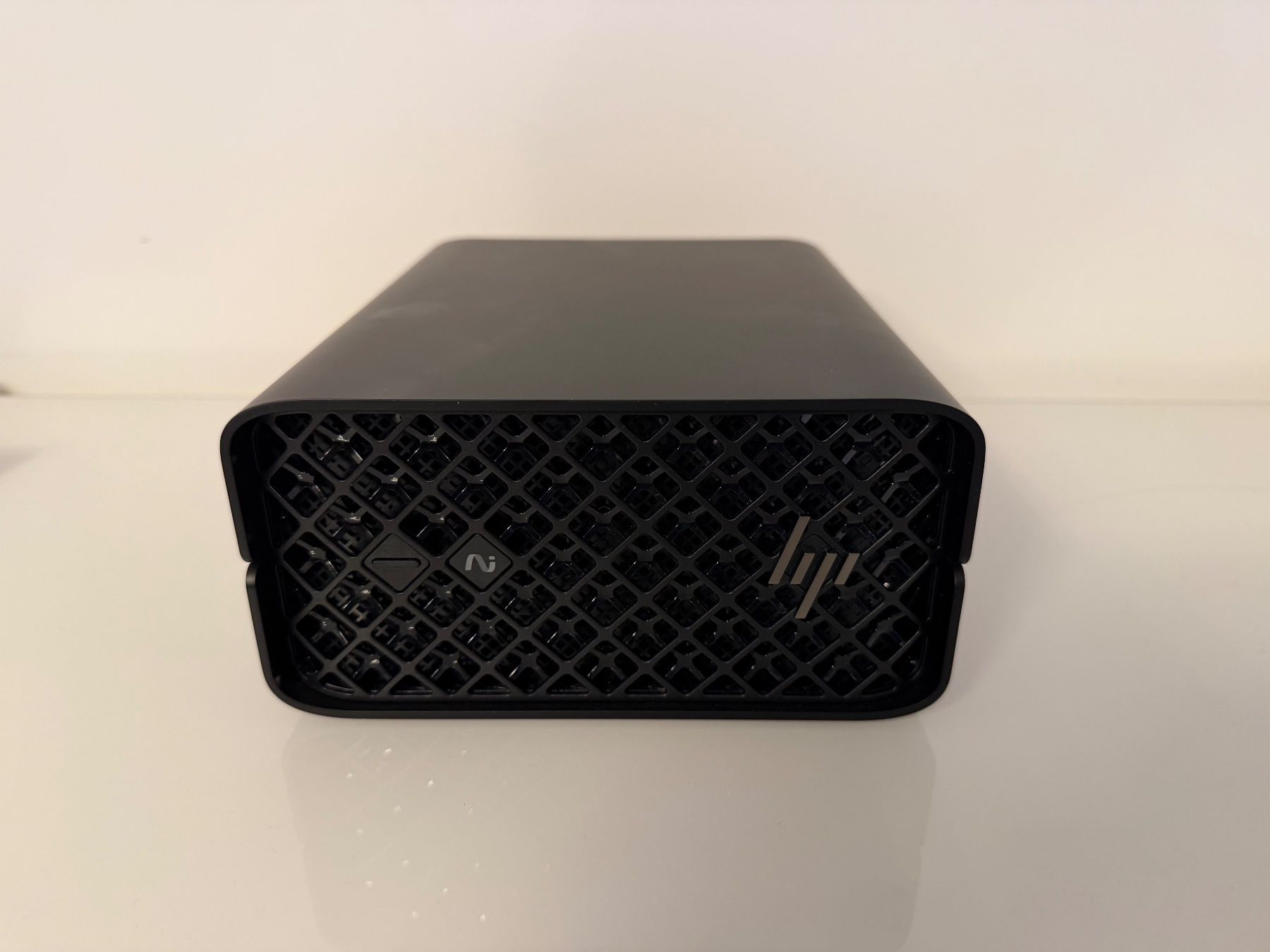 Hewlett Packard PC: HP Z2 mini G1A 128Gb RAM AMD 395+ – Usato da Versoix venduto da jms_ch