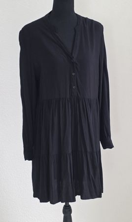 Kleid schwarz Grösse 42 AMISU 