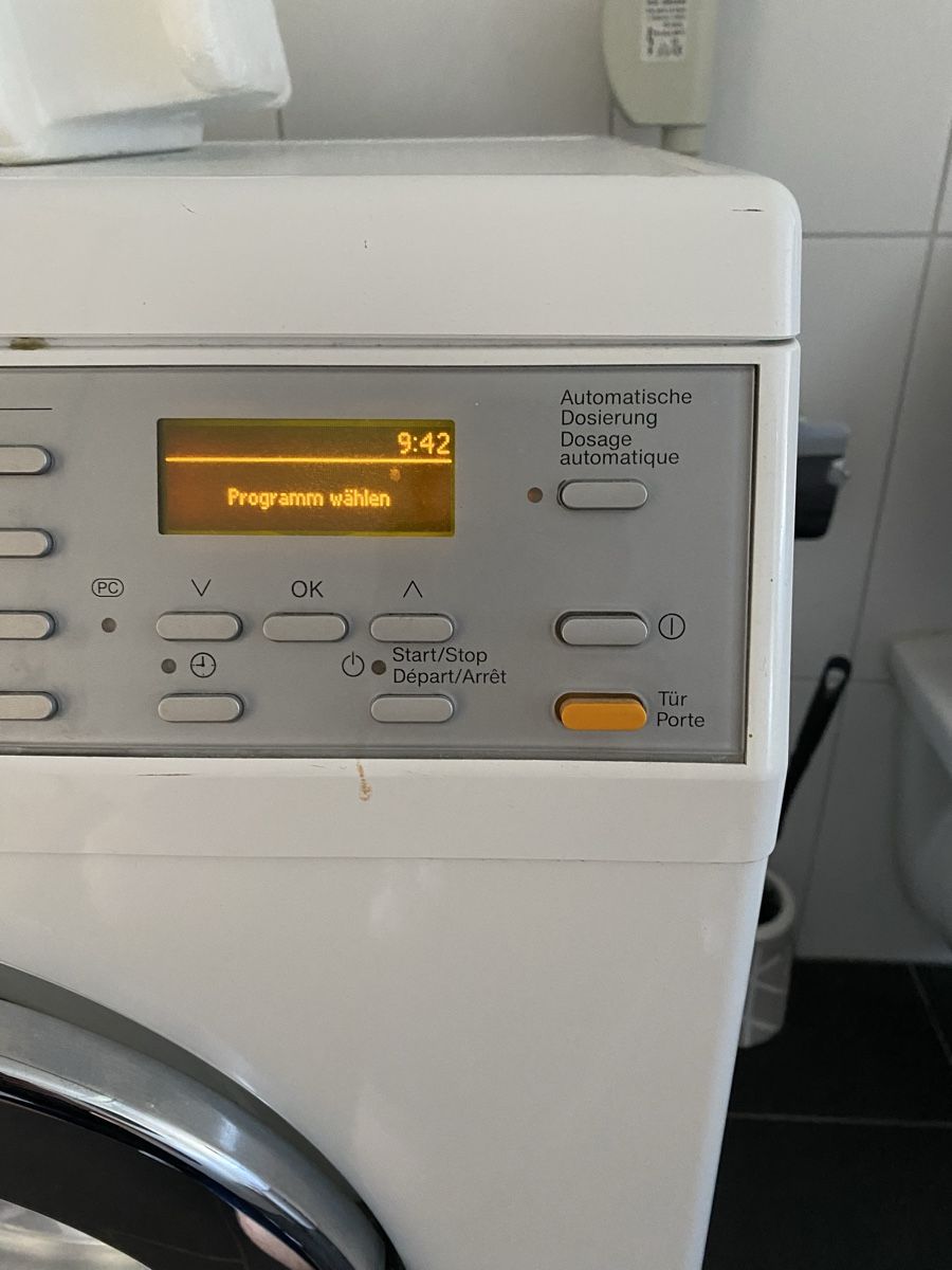 Miele Lavatrici: Waschmaschine von Miele – Usato da Einsiedeln venduto da SempreHCAP 4