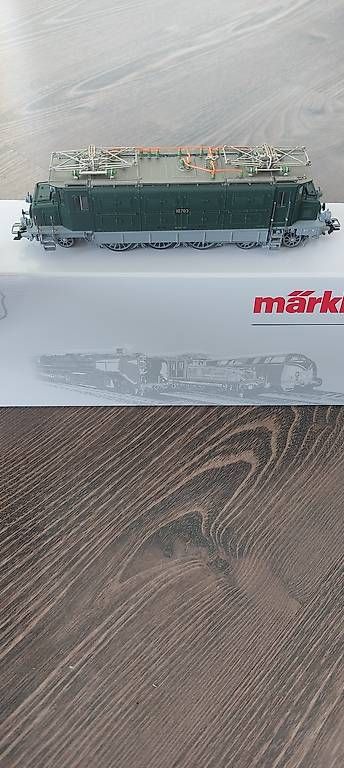 Modellini di ferrovie: Locomotive Märklin – Usato da La Corbaz venduto da Valzou74