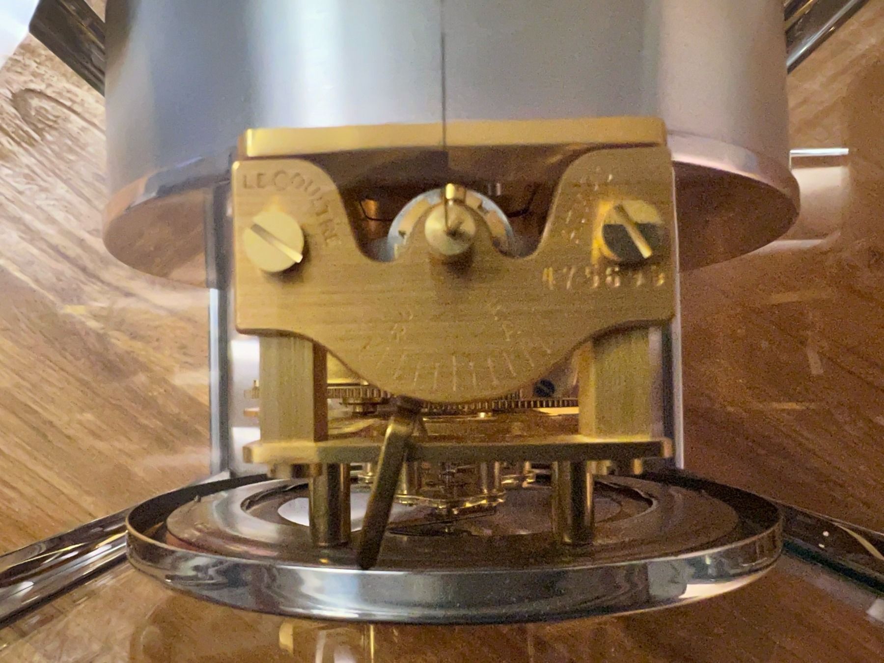 Jaeger-Lecoultre Stand- & Wanduhren: JAEGER LE COULTRE very rare bicolor ATMOS table clock - 60's – Gebraucht aus Le Mont-sur-Lausanne von LycaGallery 6