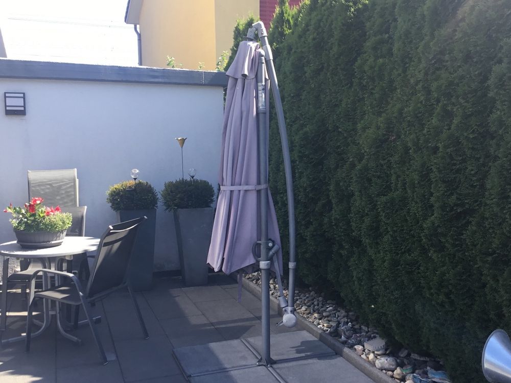 Ampelschirm 3 m. Durchmesser mit Verbrauch Spuren (Sonne) Kaufen auf